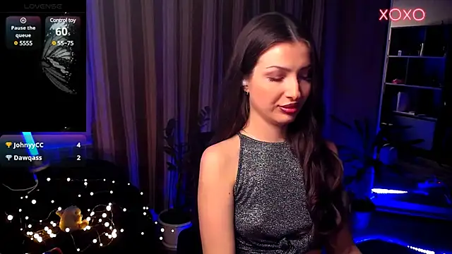 Laura Bess online show from December 17, 2024, 2:44 am