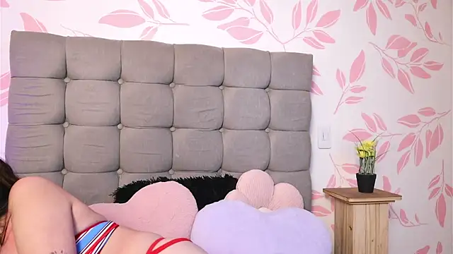 Sweet Sammy  online show from October 6, 2025, 3:15 am