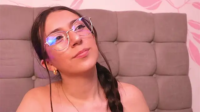 Sweet Sammy  online show from November 13, 2025, 4:00 am