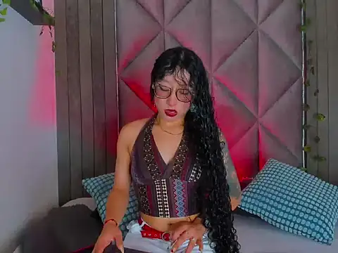 BriaConner  online show from June 26, 2026, 2:49 am