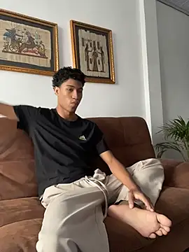 Snapshot of Masterikee chatting on November 30, 2025, 12:31 pm Masterikee online show from November 30, 2025, 12:31 pm