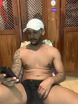 Snapshot of Pinocchiu chatting on December 18, 2025, 3:45 am Pinocchiu online show from December 18, 2025, 3:45 am