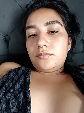 Snapshot of Hellen_Alex chatting on February 11, 2025, 8:42 pm Hellen Alex online show from February 11, 2025, 8:42 pm