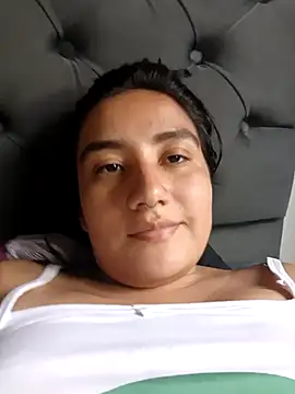 Snapshot of Hellen_Alex chatting on February 28, 2025, 7:56 pm Hellen Alex online show from February 28, 2025, 7:56 pm