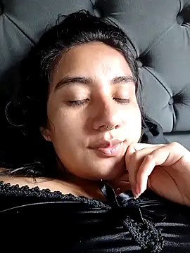 Snapshot of Hellen_Alex chatting on March 7, 2025, 8:55 pm Hellen Alex online show from March 7, 2025, 8:55 pm