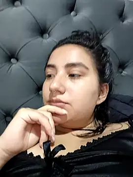 Snapshot of Hellen_Alex chatting on March 8, 2025, 2:51 pm Hellen Alex online show from March 8, 2025, 2:51 pm