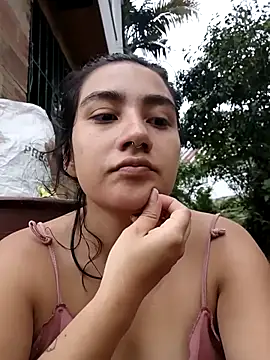 Snapshot of Hellen_Alex chatting on March 11, 2025, 2:40 pm Hellen Alex online show from March 11, 2025, 2:40 pm