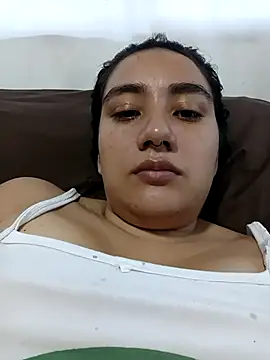 Snapshot of Hellen_Alex chatting on October 5, 2025, 3:32 pm Hellen Alex online show from October 5, 2025, 3:32 pm