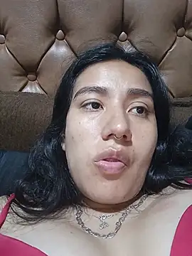 Snapshot of Hellen_Alex chatting on May 25, 2026, 2:23 pm Hellen Alex online show from May 25, 2026, 2:23 pm