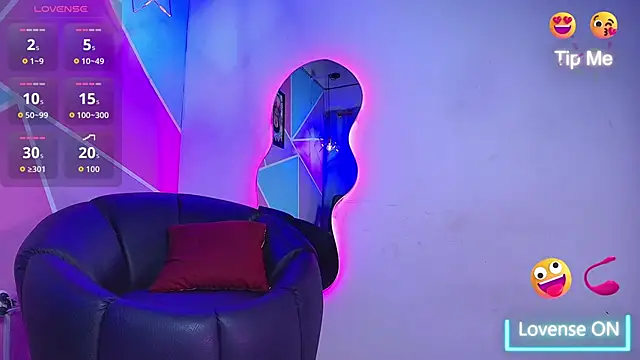 Snapshot of max_ashley_mds chatting on October 4, 2025, 8:40 pm max ashley mds online show from October 4, 2025, 8:40 pm