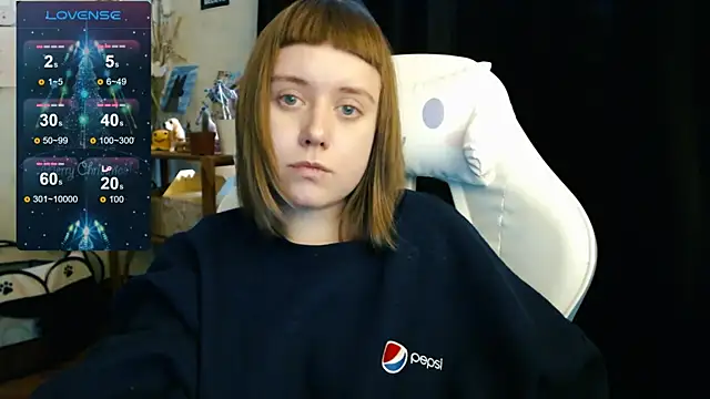 Snapshot of June_shy0 chatting on December 4, 2024, 11:19 am June shy0 online show from December 4, 2024, 11:19 am