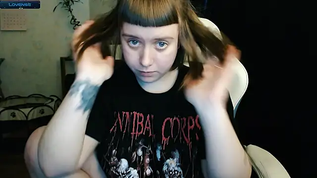 Snapshot of June_shy0 chatting on December 10, 2024, 9:23 am June shy0 online show from December 10, 2024, 9:23 am