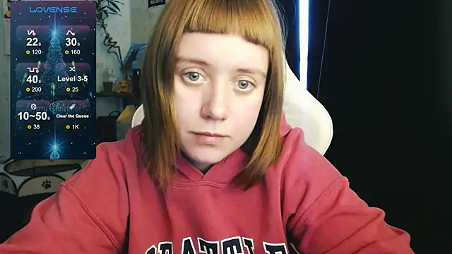 Snapshot of June_shy0 chatting on December 15, 2024, 8:19 am June shy0 online show from December 15, 2024, 8:19 am