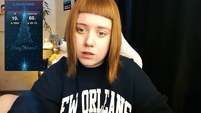 Snapshot of June_shy0 chatting on December 18, 2024, 7:58 am June shy0 online show from December 18, 2024, 7:58 am