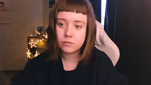 Snapshot of June_shy0 chatting on December 25, 2024, 8:29 am June shy0 online show from December 25, 2024, 8:29 am