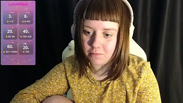 Snapshot of June_shy0 chatting on February 5, 2025, 11:02 am June shy0 online show from February 5, 2025, 11:02 am