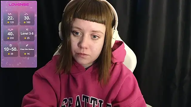 Snapshot of June_shy0 chatting on February 6, 2025, 7:35 am June shy0 online show from February 6, 2025, 7:35 am