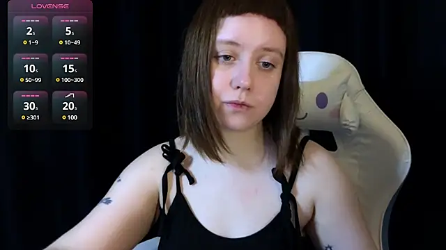 Snapshot of June_shy0 chatting on March 1, 2025, 6:57 am June shy0 online show from March 1, 2025, 6:57 am