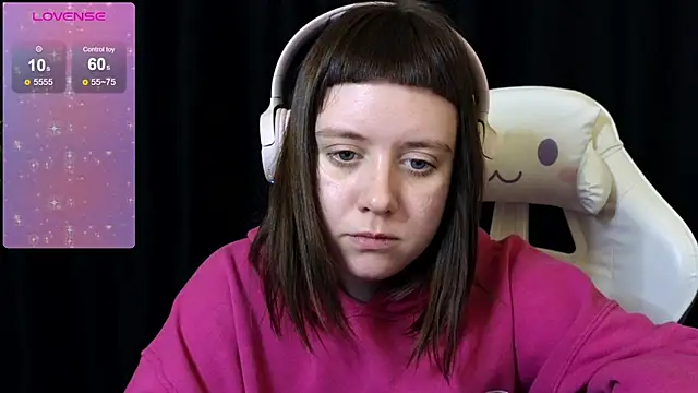 Snapshot of June_shy0 chatting on March 8, 2025, 11:48 am June shy0 online show from March 8, 2025, 11:48 am