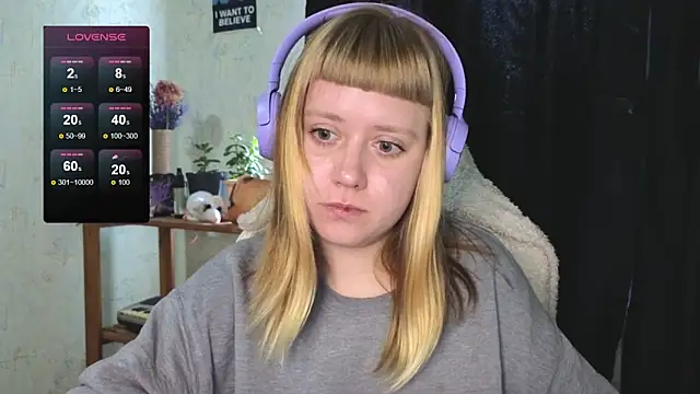 Snapshot of June_shy0 chatting on September 27, 2025, 7:02 am June shy0 online show from September 27, 2025, 7:02 am