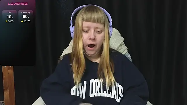 June shy0 online show from February 15, 2026, 8:02 am