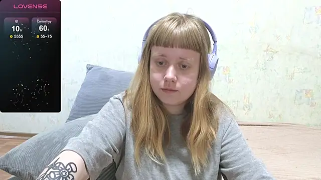 Snapshot of June_shy0 chatting on June 10, 2026, 7:07 am June shy0 online show from June 10, 2026, 7:07 am