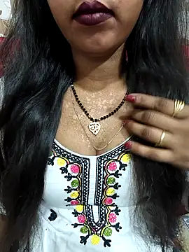 Snapshot of Sharmila-Singh chatting on June 1, 2026, 6:48 am Sharmila-Singh online show from June 1, 2026, 6:48 am