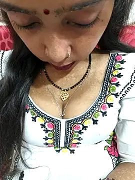 Snapshot of Sharmila-Singh chatting on June 1, 2026, 6:53 pm Sharmila-Singh online show from June 1, 2026, 6:53 pm