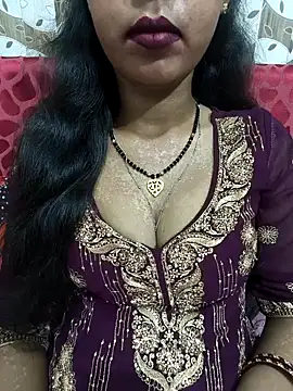 Snapshot of Sharmila-Singh chatting on June 4, 2026, 6:19 am Sharmila-Singh online show from June 4, 2026, 6:19 am