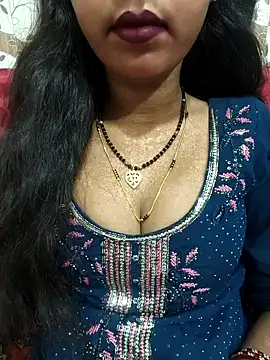 Snapshot of Sharmila-Singh chatting on June 7, 2026, 6:28 am Sharmila-Singh online show from June 7, 2026, 6:28 am