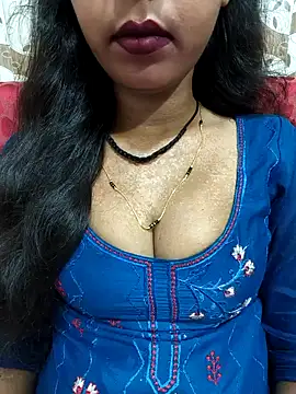 Snapshot of Sharmila-Singh chatting on June 12, 2026, 6:56 am Sharmila-Singh online show from June 12, 2026, 6:56 am