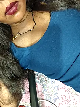 Snapshot of Sharmila-Singh chatting on June 27, 2026, 12:22 pm Sharmila-Singh online show from June 27, 2026, 12:22 pm
