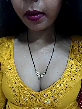 Snapshot of Sharmila-Singh chatting on June 30, 2026, 5:41 am Sharmila-Singh online show from June 30, 2026, 5:41 am