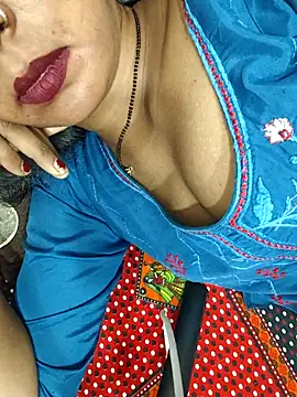 Snapshot of Sharmila-Singh chatting on July 1, 2026, 6:40 pm Sharmila-Singh online show from July 1, 2026, 6:40 pm
