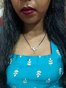 Snapshot of Sharmila-Singh chatting on July 5, 2026, 7:37 am Sharmila-Singh online show from July 5, 2026, 7:37 am
