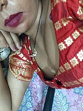 Snapshot of Sharmila-Singh chatting on July 7, 2026, 8:13 pm Sharmila-Singh online show from July 7, 2026, 8:13 pm