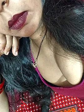Snapshot of Sharmila-Singh chatting on July 22, 2026, 7:11 am Sharmila-Singh online show from July 22, 2026, 7:11 am