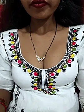 Snapshot of Sharmila-Singh chatting on July 24, 2026, 7:23 pm Sharmila-Singh online show from July 24, 2026, 7:23 pm