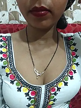 Snapshot of Sharmila-Singh chatting on July 27, 2026, 8:05 pm Sharmila-Singh online show from July 27, 2026, 8:05 pm