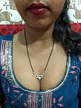 Snapshot of Sharmila-Singh chatting on July 28, 2026, 3:21 pm Sharmila-Singh online show from July 28, 2026, 3:21 pm