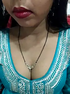Snapshot of Sharmila-Singh chatting on July 29, 2026, 4:54 am Sharmila-Singh online show from July 29, 2026, 4:54 am