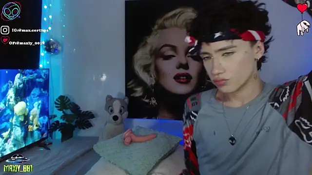 maxiy 001 online show from March 7, 2026, 9:34 pm