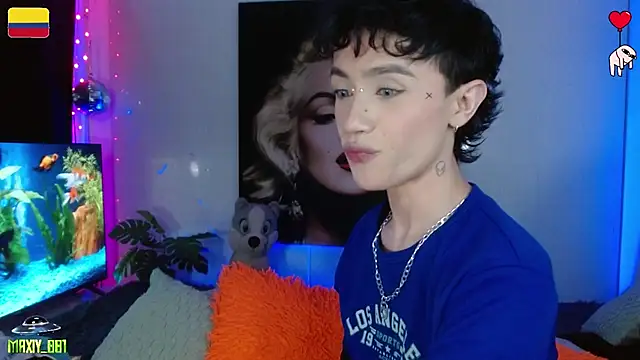 maxiy 001 online show from July 27, 2026, 3:13 am