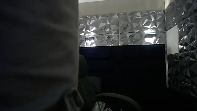 Snapshot of _isaabellaa chatting on June 25, 2026, 2:43 pm isaabellaa online show from June 25, 2026, 2:43 pm