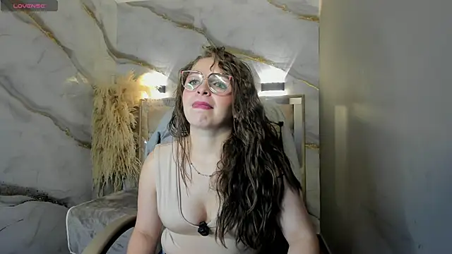 Snapshot of _isaabellaa chatting on July 11, 2026, 12:30 pm isaabellaa online show from July 11, 2026, 12:30 pm