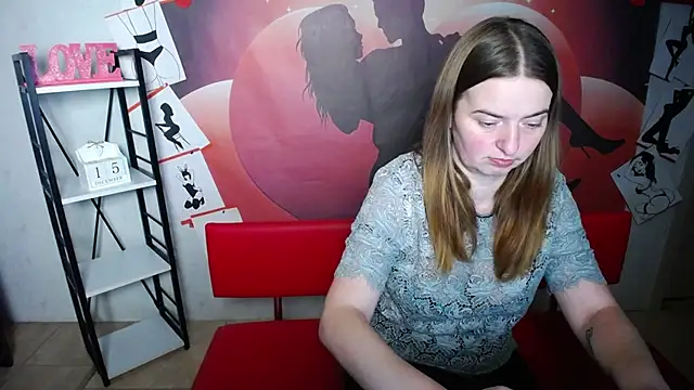 FreyaDak online show from December 15, 2025, 6:12 pm