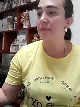 Snapshot of skayhot_ chatting on December 23, 2024, 2:07 pm skayhot online show from December 23, 2024, 2:07 pm