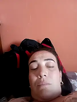 Snapshot of skayhot_ chatting on January 2, 2025, 5:39 pm skayhot online show from January 2, 2025, 5:39 pm