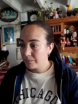 skayhot  online show from December 15, 2025, 1:15 pm