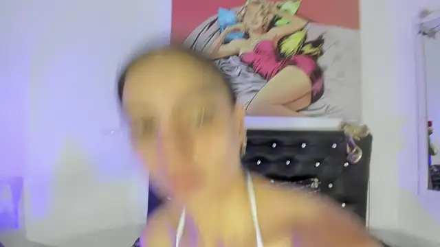 Snapshot of YUKIODAVIS chatting on November 27, 2025, 12:51 pm YUKIODAVIS online show from November 27, 2025, 12:51 pm